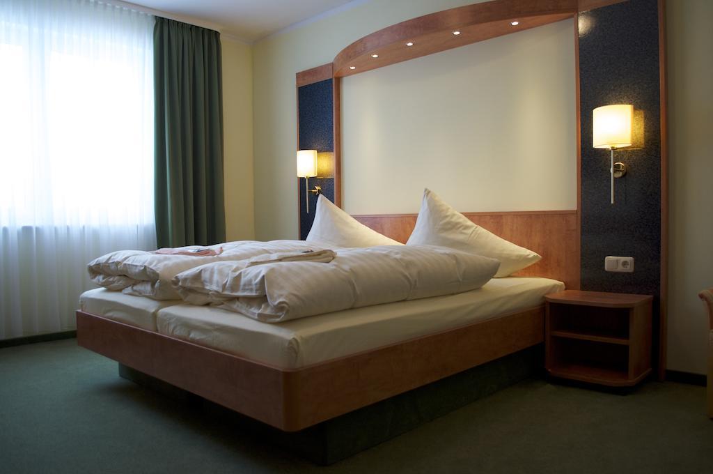 Gasthof & Pension Zum Himmel Rubenow Стая снимка