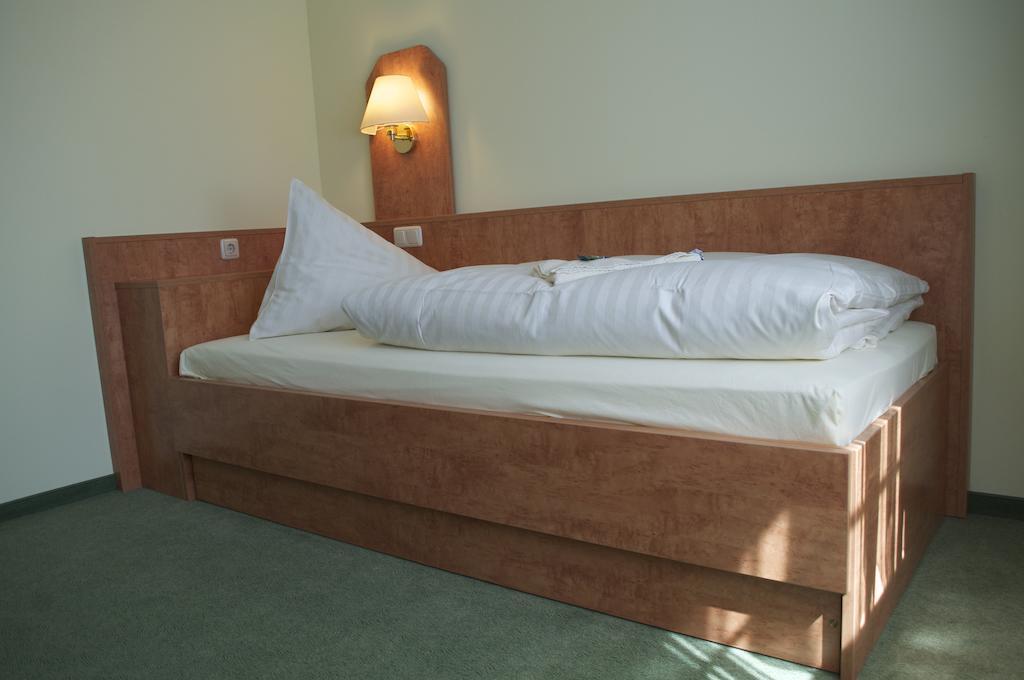 Gasthof & Pension Zum Himmel Rubenow Стая снимка