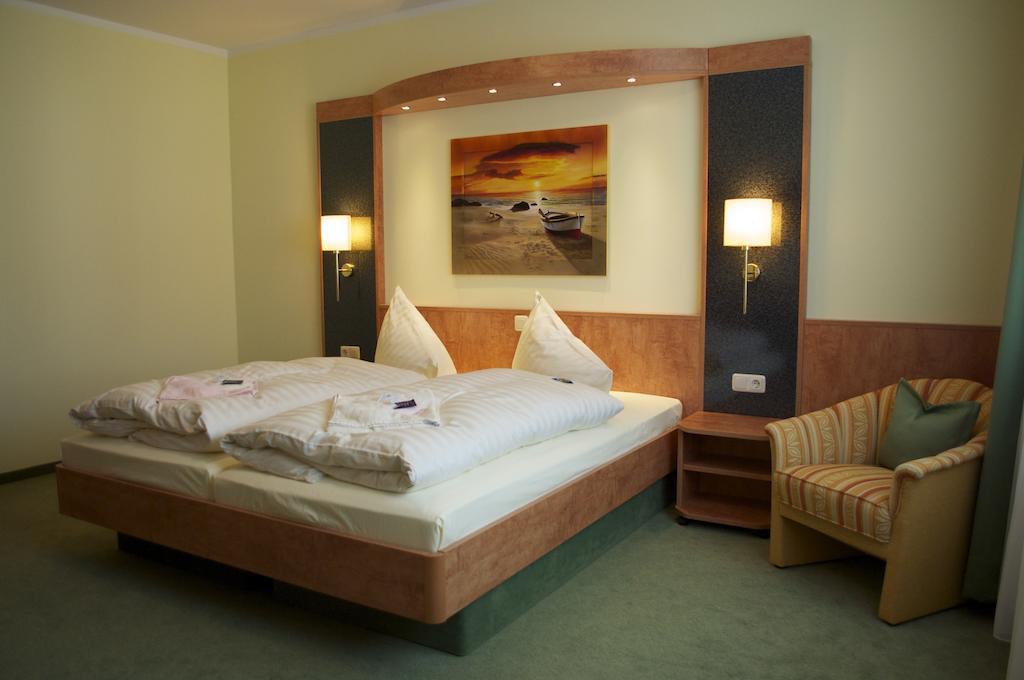 Gasthof & Pension Zum Himmel Rubenow Стая снимка